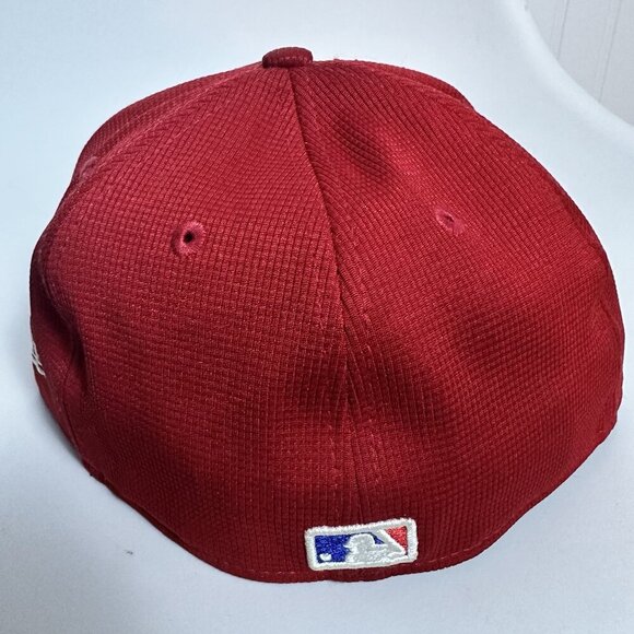 Men's New Era Red Philadelphia Phillies 2025 Spring Training 59FIFTY Fitted Hat - Picture 3 of 8